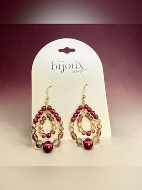 ♥️💛BIJOUX BAR♥️💛Boho Chic Burgundy & Champagne Beaded Teardrop Earrings/NWT